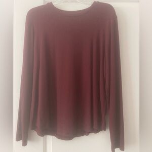 Women’s Lululemon Burgundy Athletic Top - Size 12